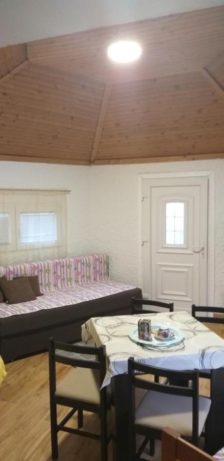 Petkovic Apartmani 1 Tivat Extérieur photo